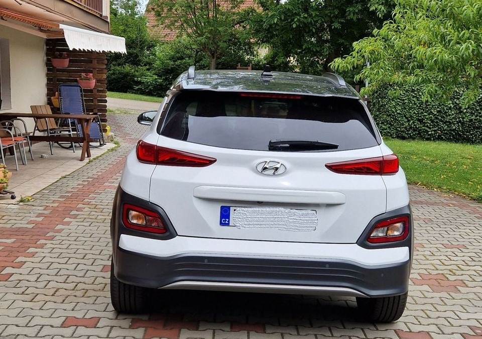Hyundai Kona EV - 2