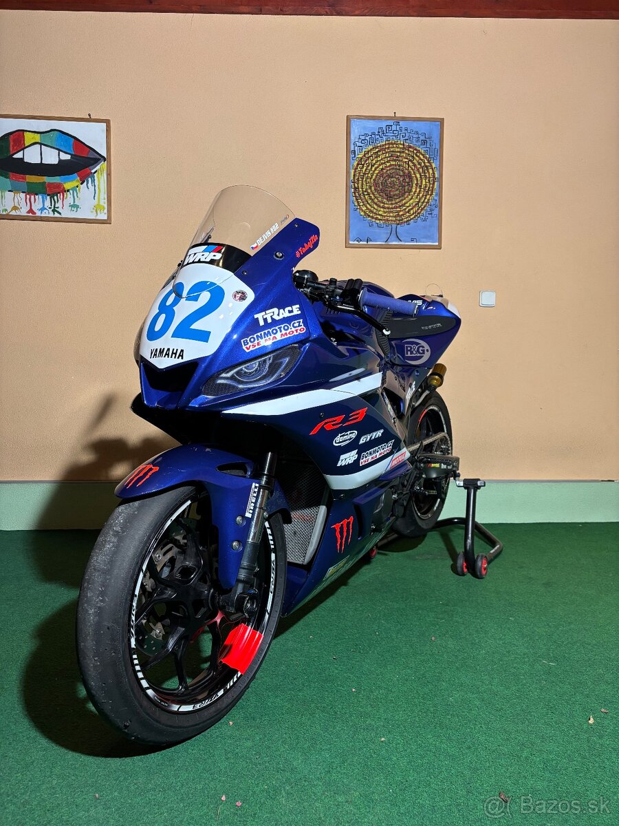 Yamaha R3 - 2