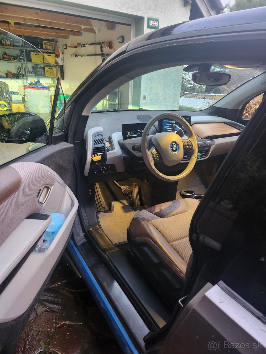 Predám BMW i3 - 2
