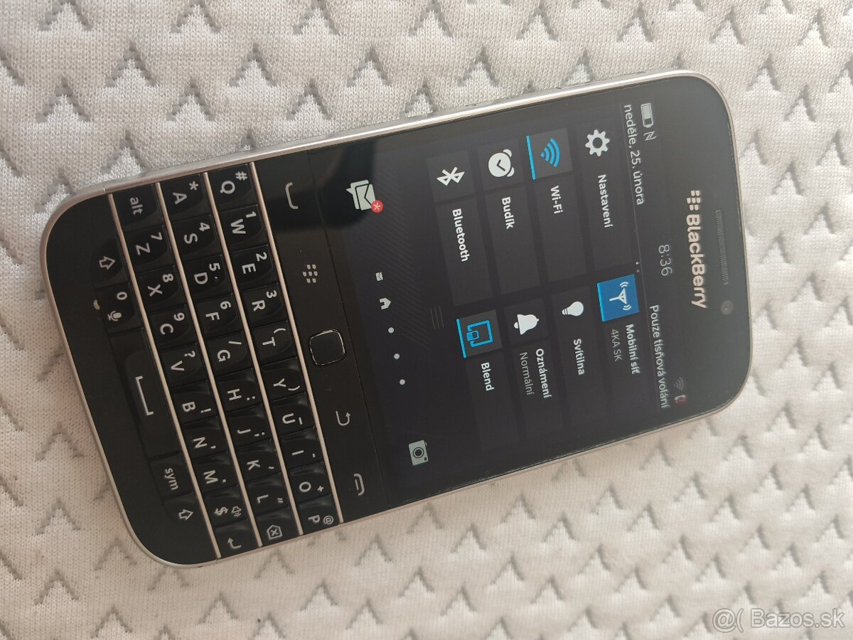 Blackberry Classic - 2