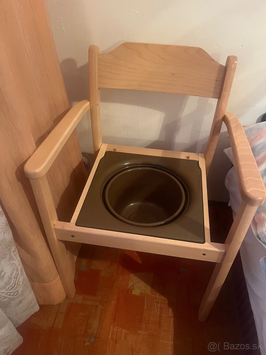 Toaletná stolička pre seniorov - 2