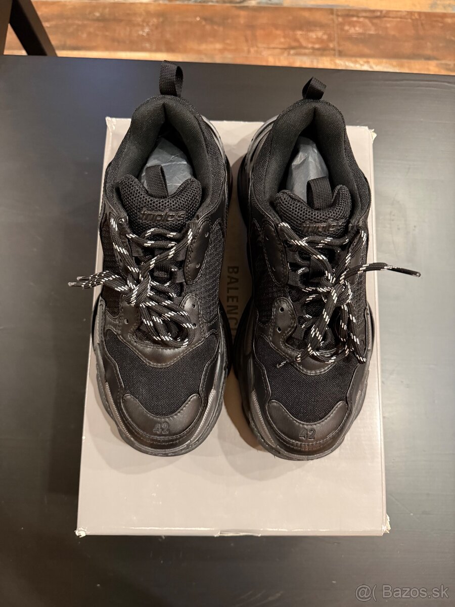 BALENCIAGA TRIPLE S - 2