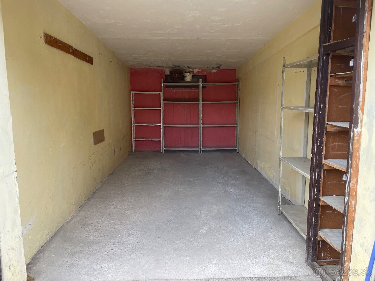 Garáž na predaj Veľké Kapusany - 2