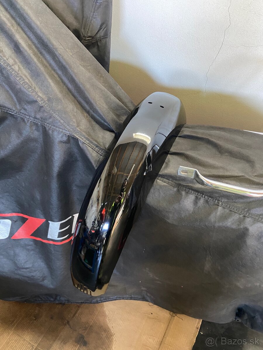 Predám originál zadný blatník MZ ETZ 125,150,251 - 2