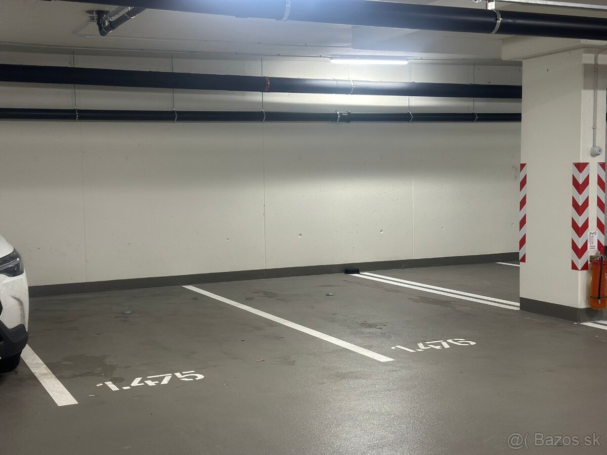 SKYPARK - garážové parkovacie miesto - Veža IV Bottova ul. - 2