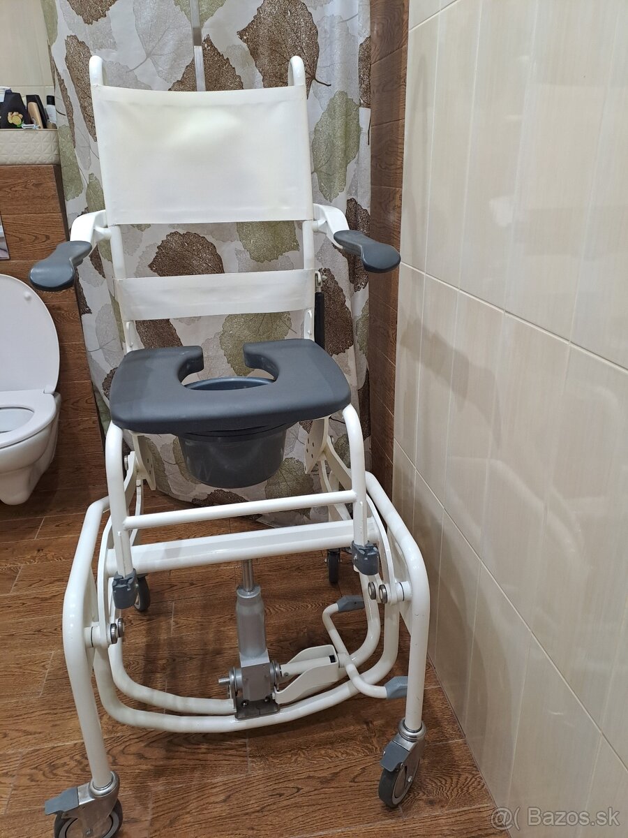 Toaletna stolička - 2