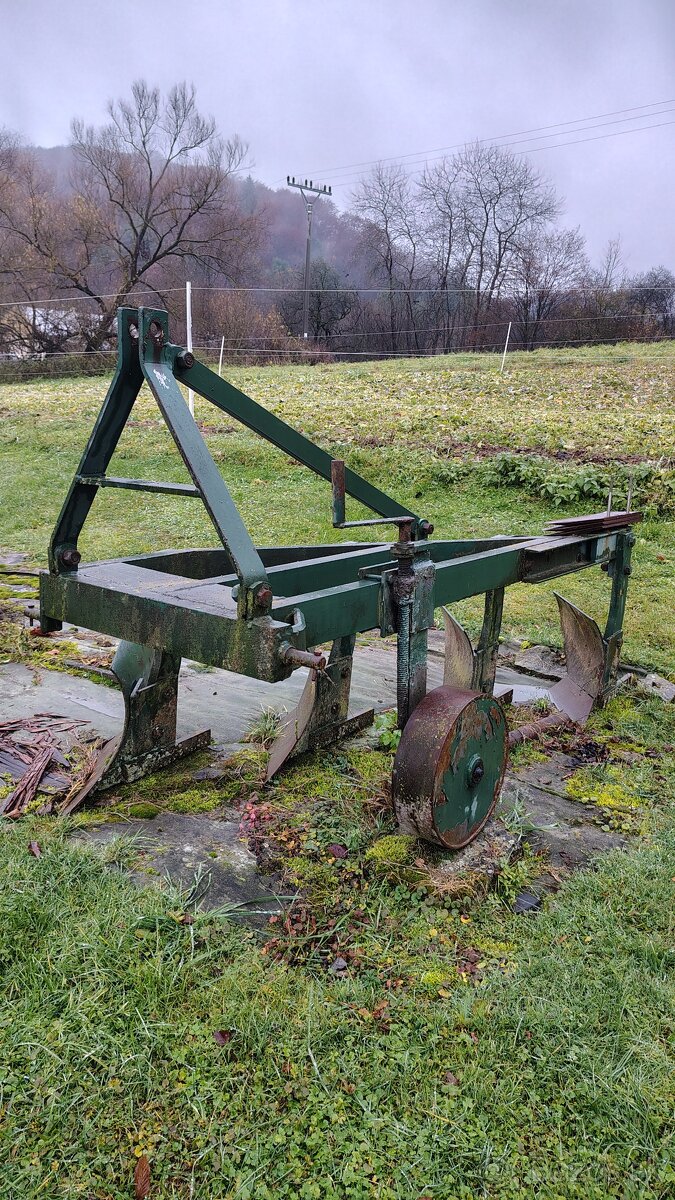 Pluh 4 radličny - 2