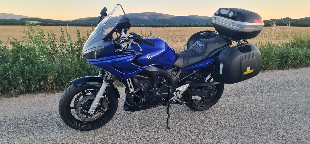 Yamaha FZ6 Fazer - 2