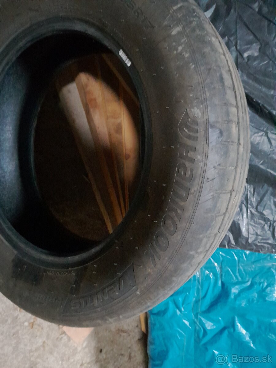 Predám skoro nové letné pneumatiky - 2