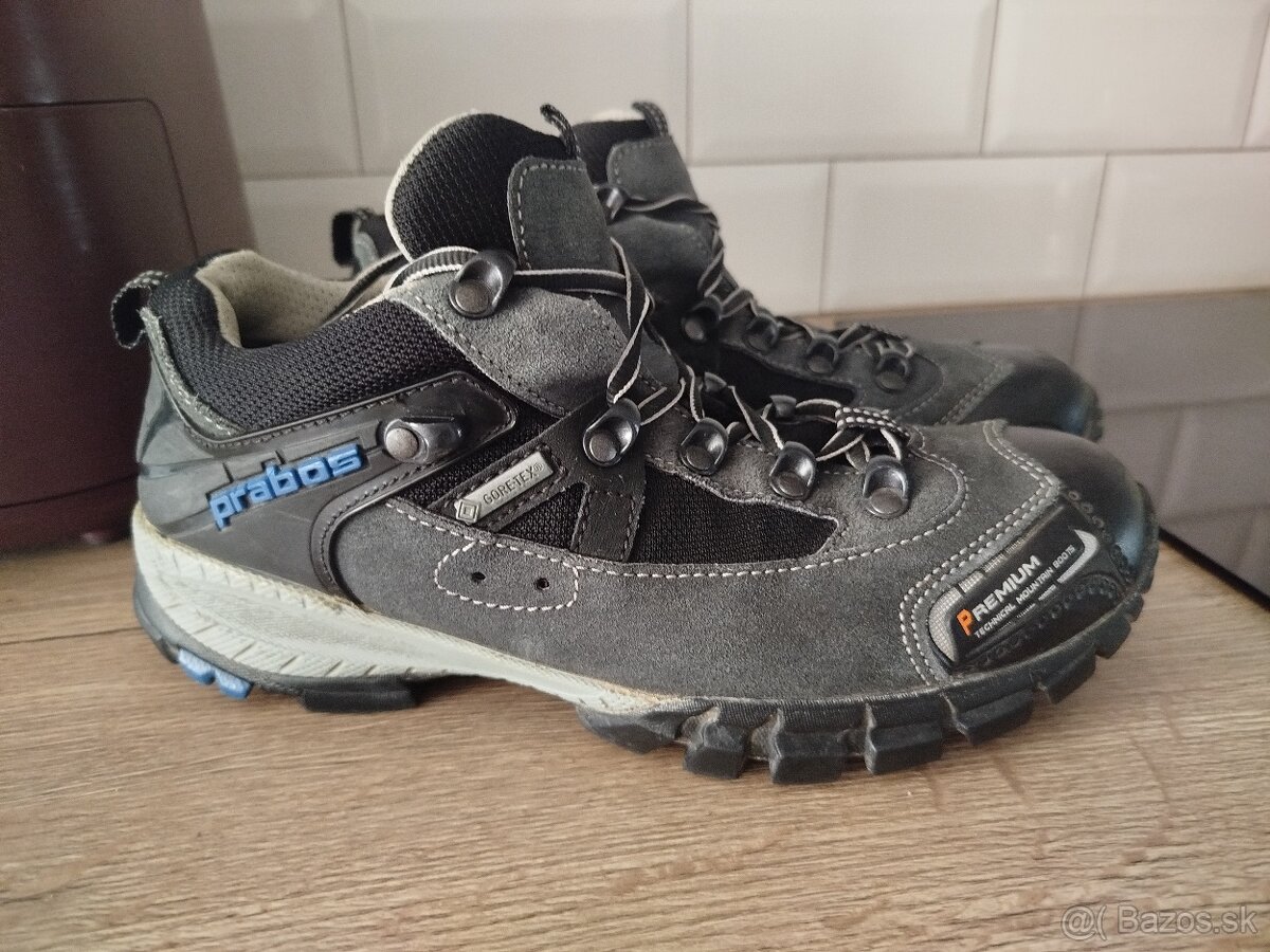 Kvalitná treková obuv z kože PC:159€ - 2