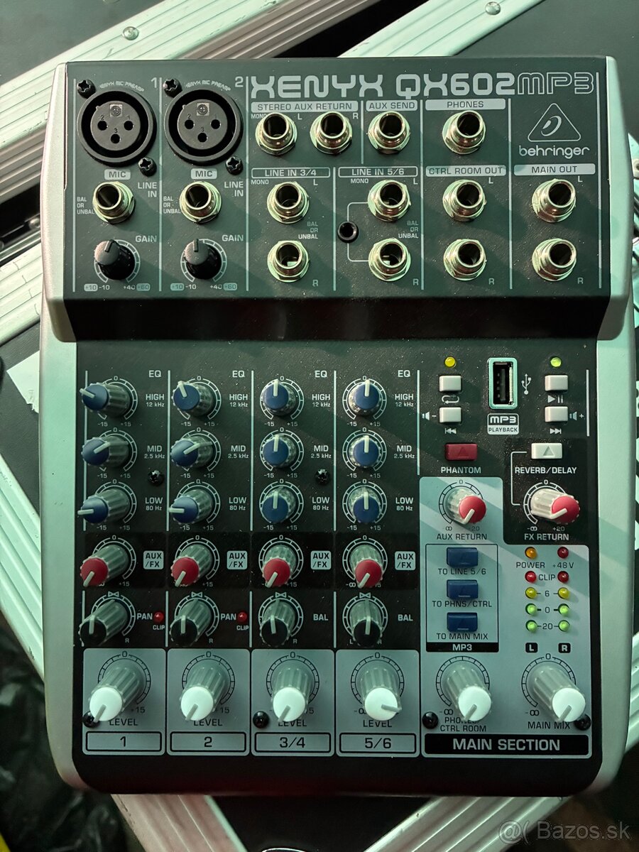 Behringer Xenyx QX602MP3 - 2