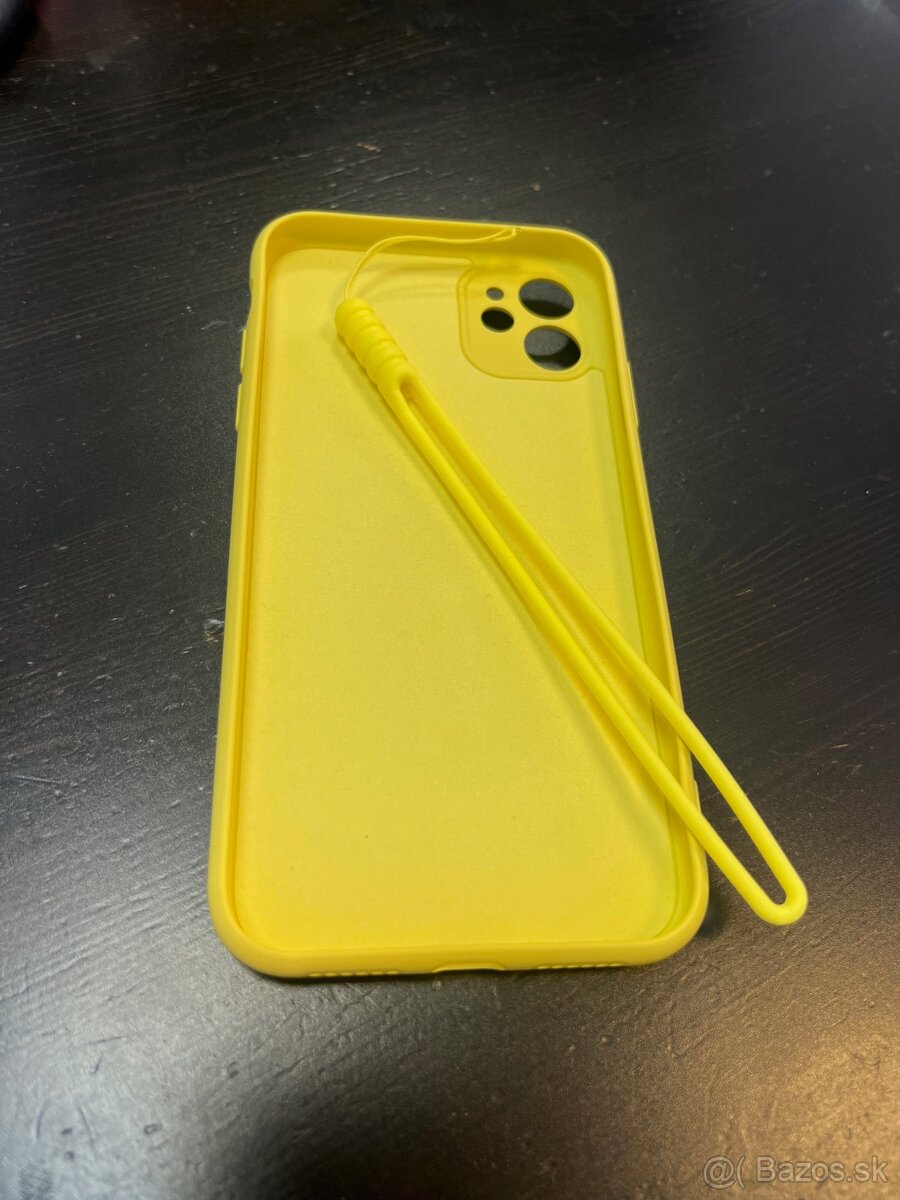 Predám kryt na Iphone 11 - 2