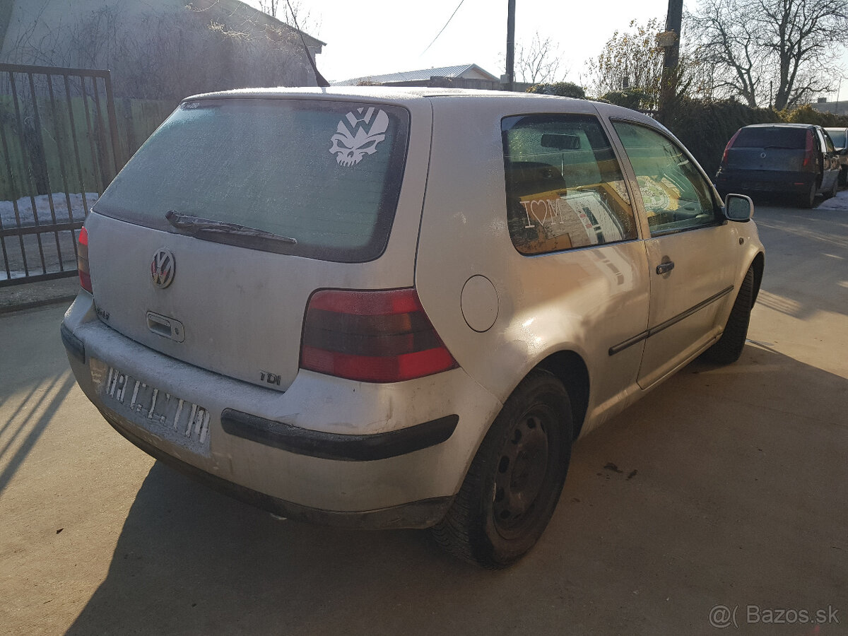 VOLKSWAGEN GOLF IV. 1,9D 85KW RV.2000 - 2