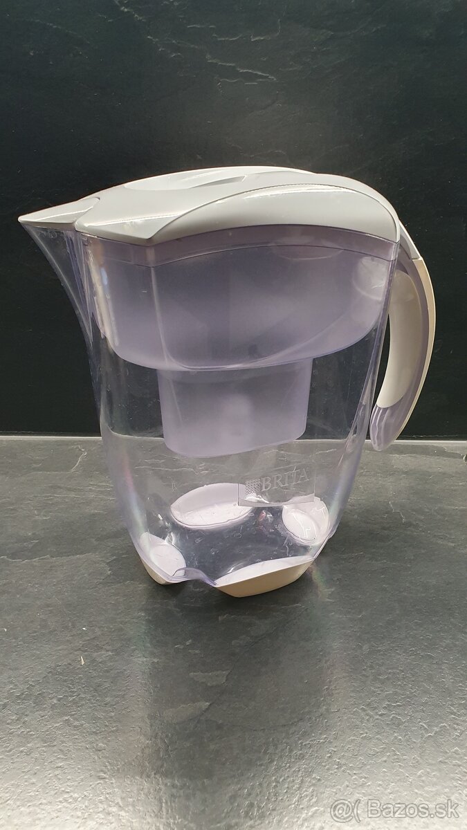 Brita - filtracna kanvica velka - 2