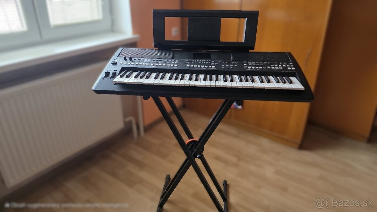 Yamaha PSR-SX600 - 2