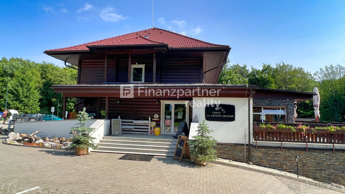 Hotel - reštaurácia s pozemkom 8231 m2, Soblahov, Trenčín - 2