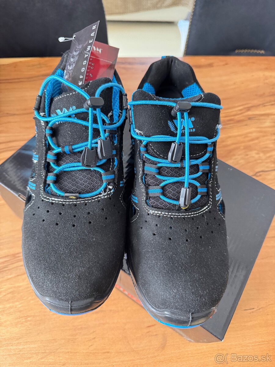 Pracovná obuv 43 so spevnenou špičkou - 2