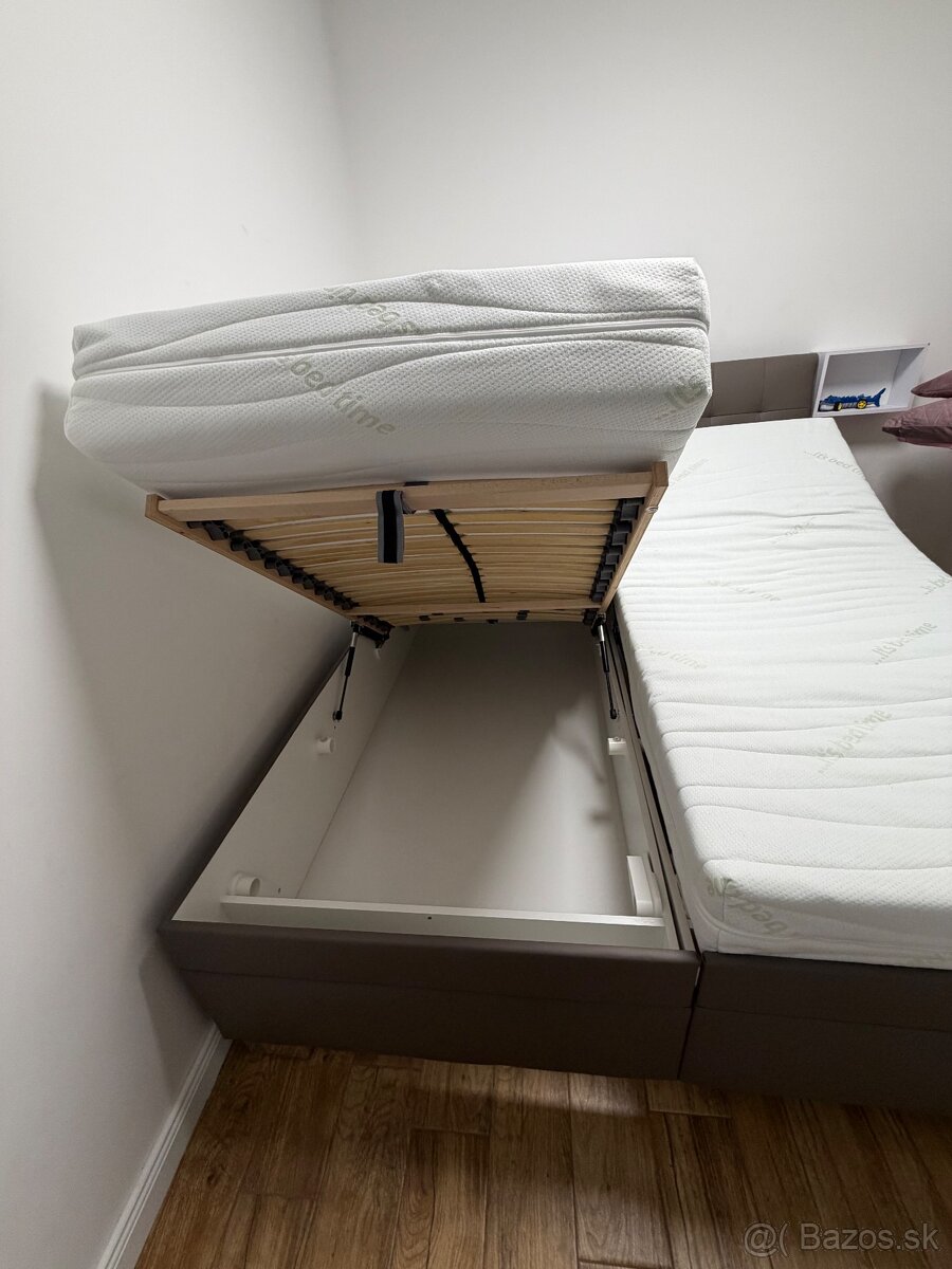 Manželská posteľ - 2