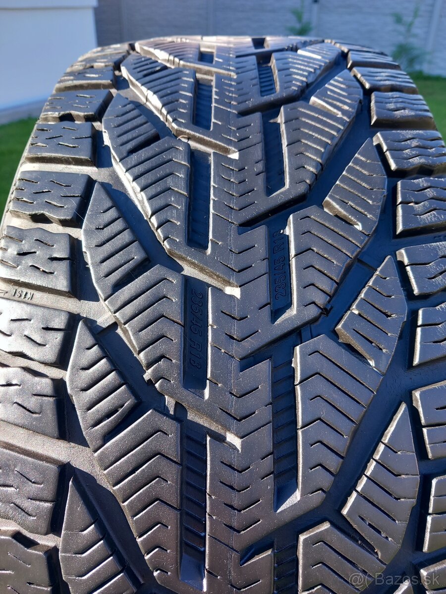 235/45 r18 zimne pneumatiky 4 kusy - 2