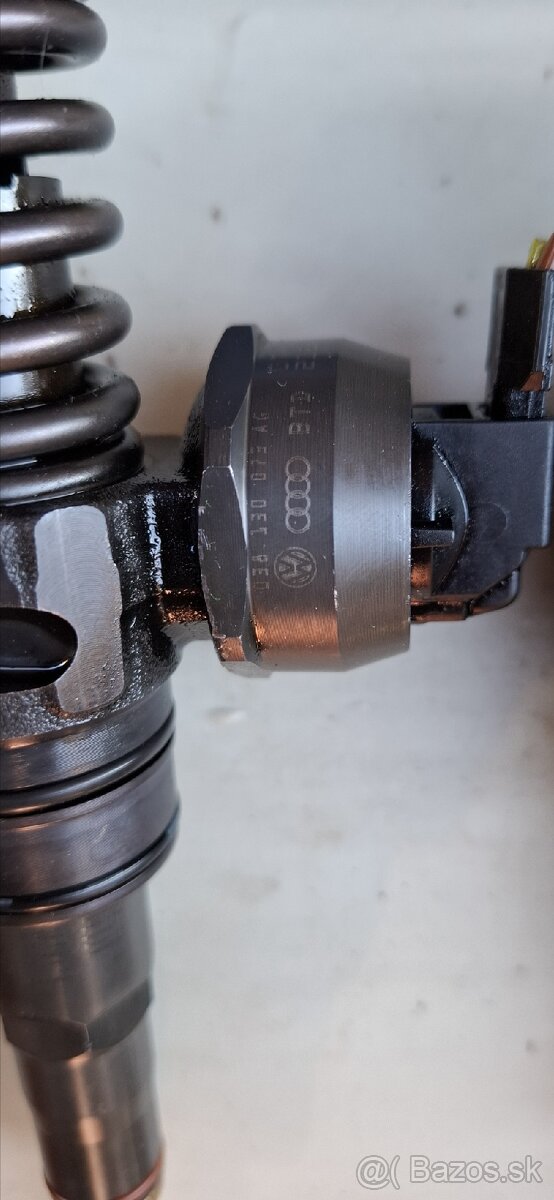 Vstrekovače 038130073AG 1.4 TDI , 1.9 TDI - 2