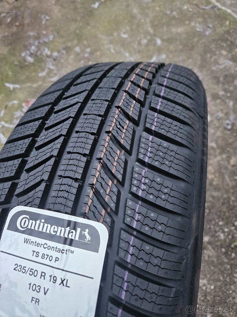 Zimní pneu Continental TS870 235/50 R19 - 2