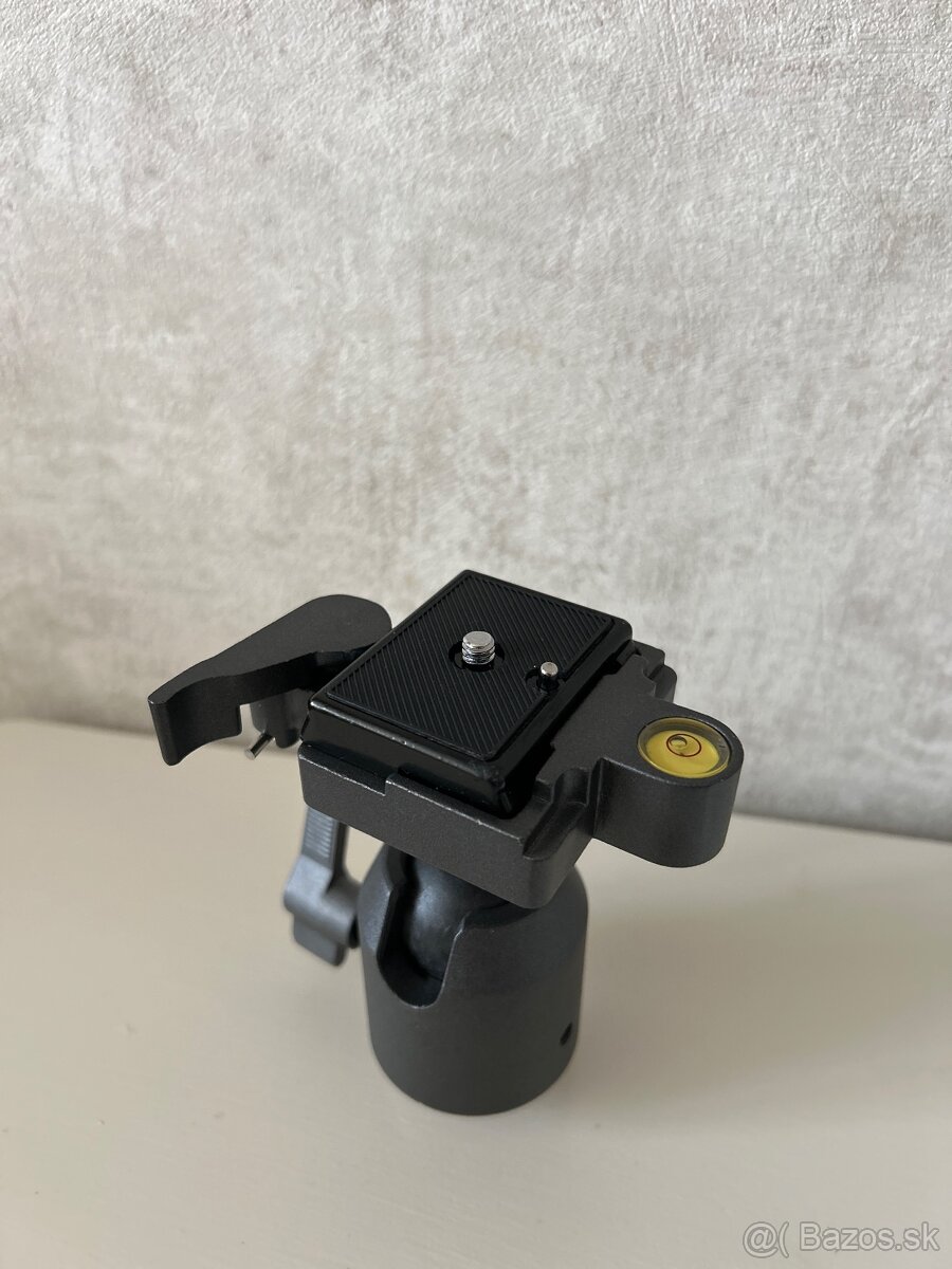 Guľová statívová hlava - 2