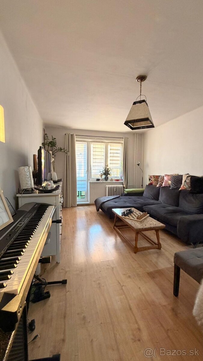 Predám krásny slnečný byt - 2