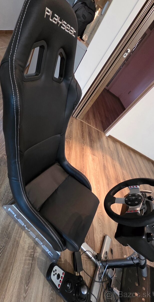 Herne sedadlo + volant - 2