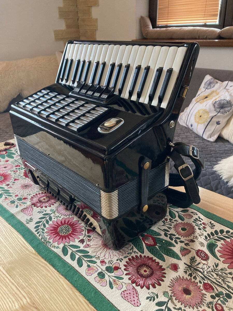 Akordeón Wetmaister - 2