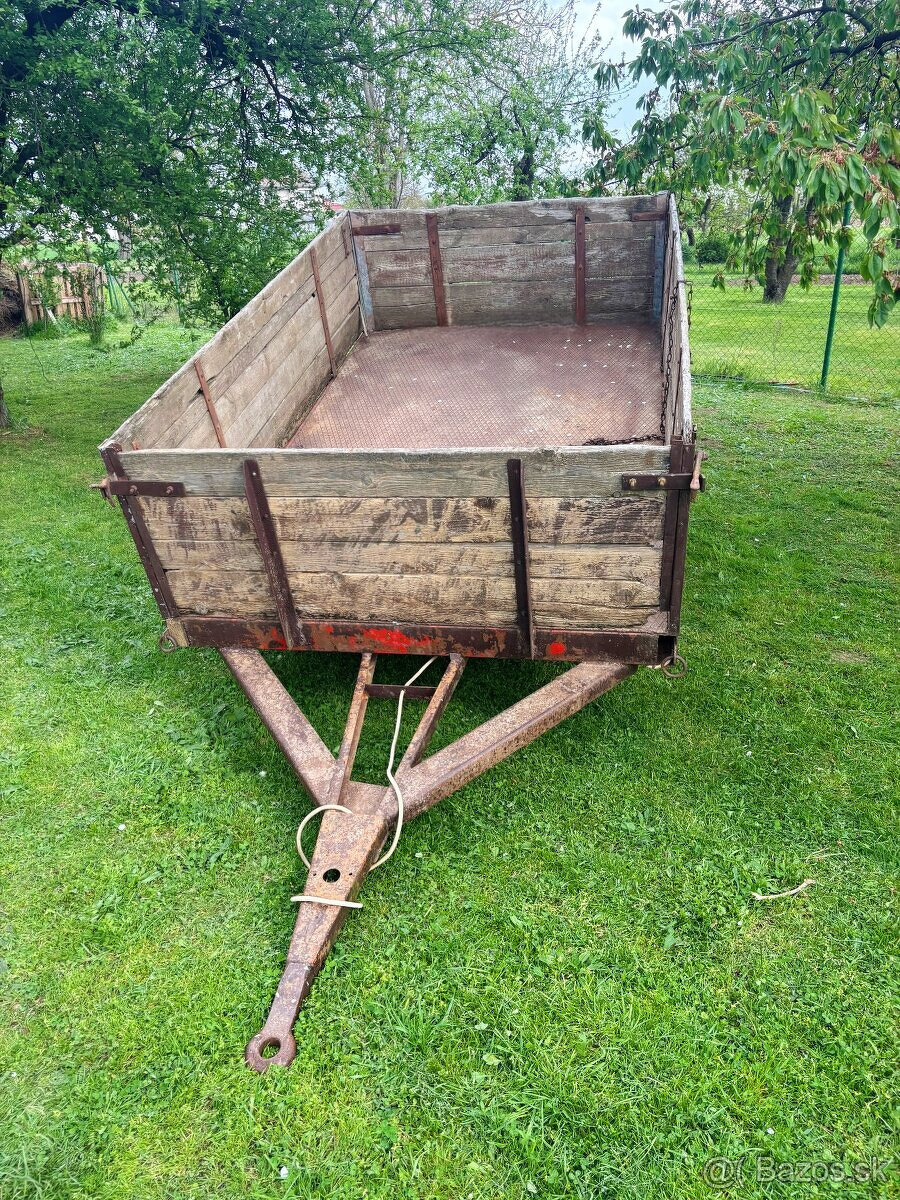 Vlečka za traktor - 2