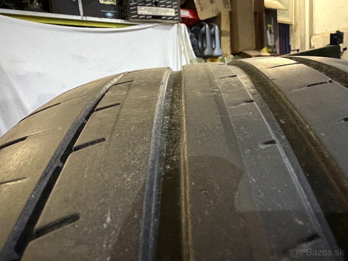 Letné pneu 255/45 R20 jazdené - 2