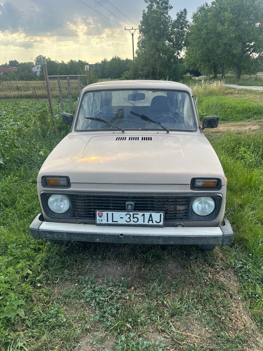 Lada Niva 1600 - 2