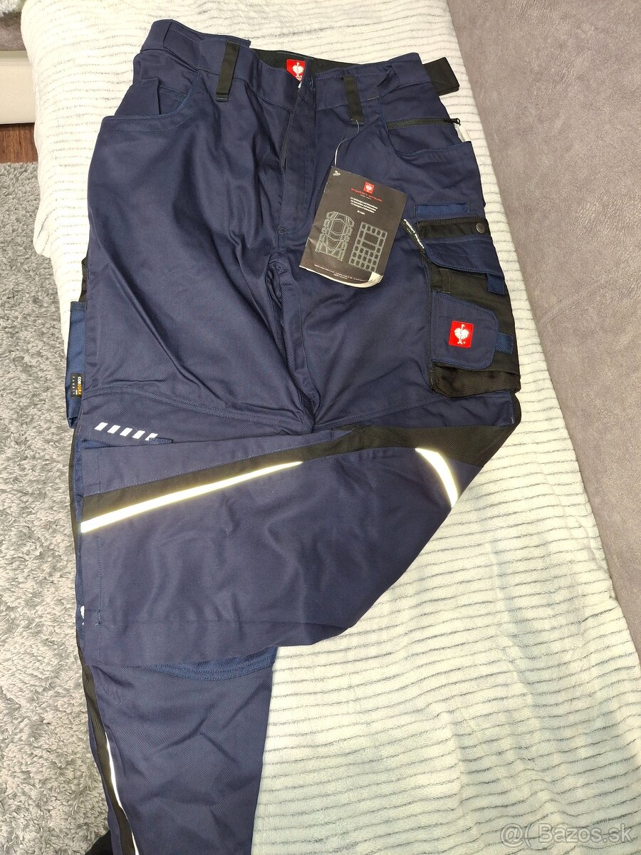 Monterky Strauss - 2