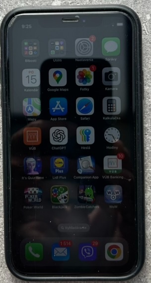 Mobilny telefon iPhone XR 64GB + kryty zdarma - 2