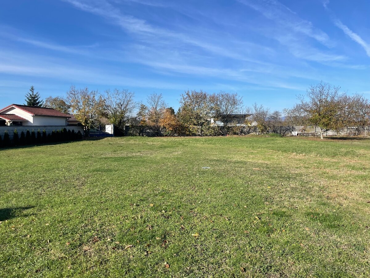 Pozemok Práznovce - 2