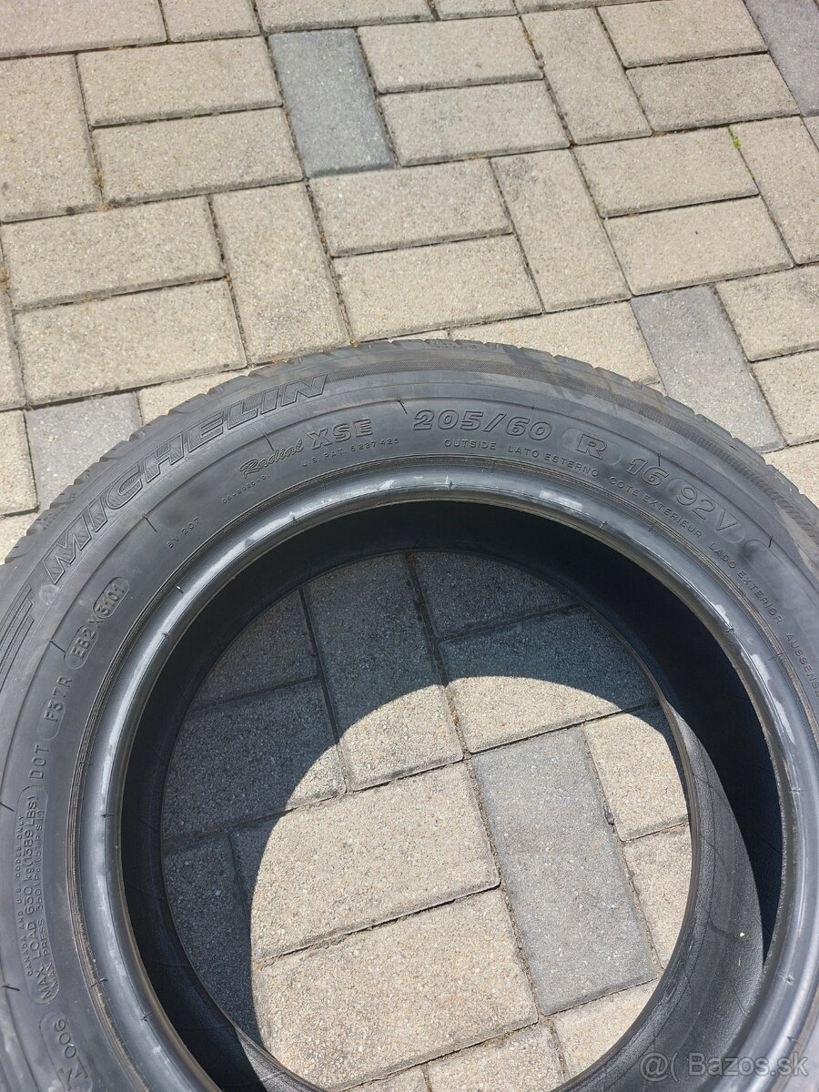 205/60 R16 - 2
