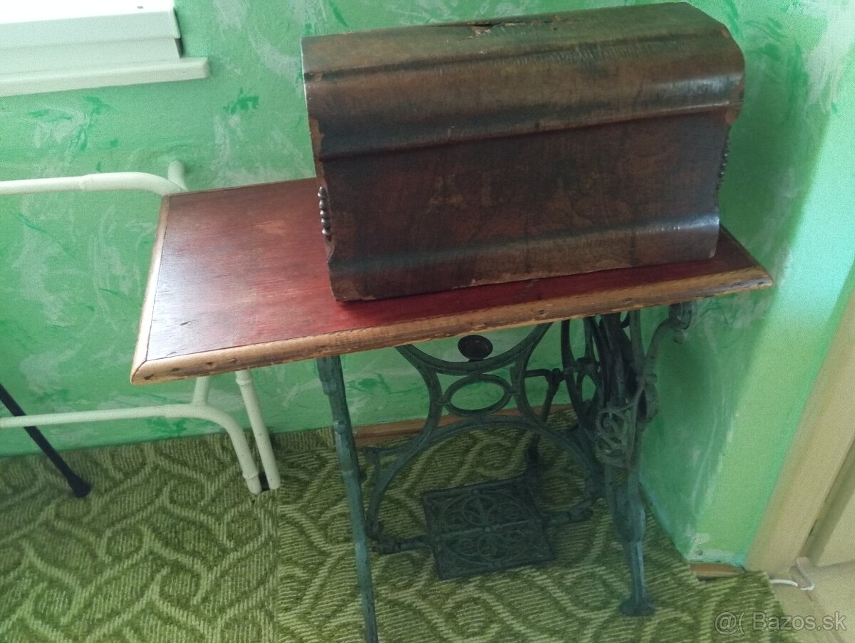 Predám šijací stroj SINGER - 2