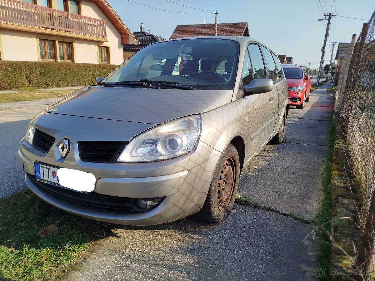Renault Megane Scenic - 2