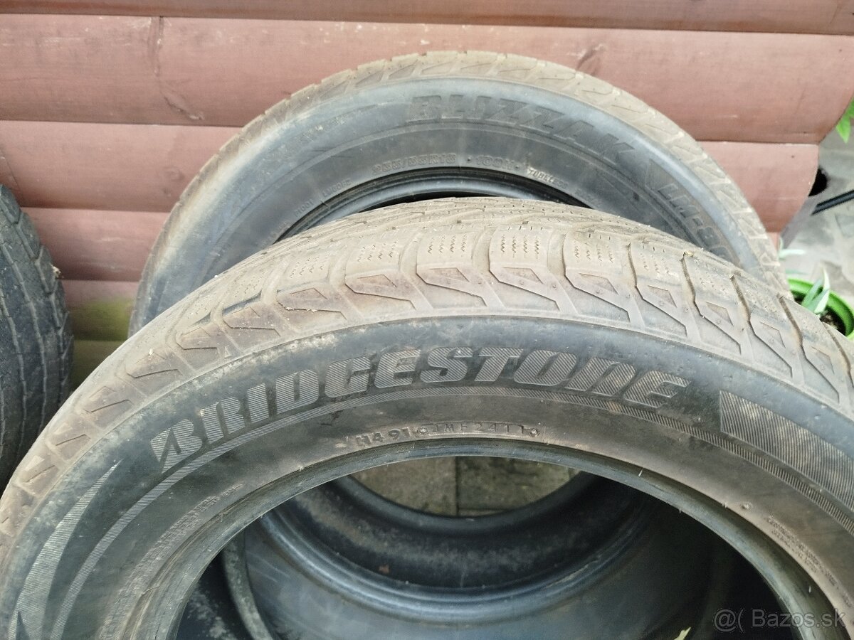 Predám pneu 255/55/18 - 2