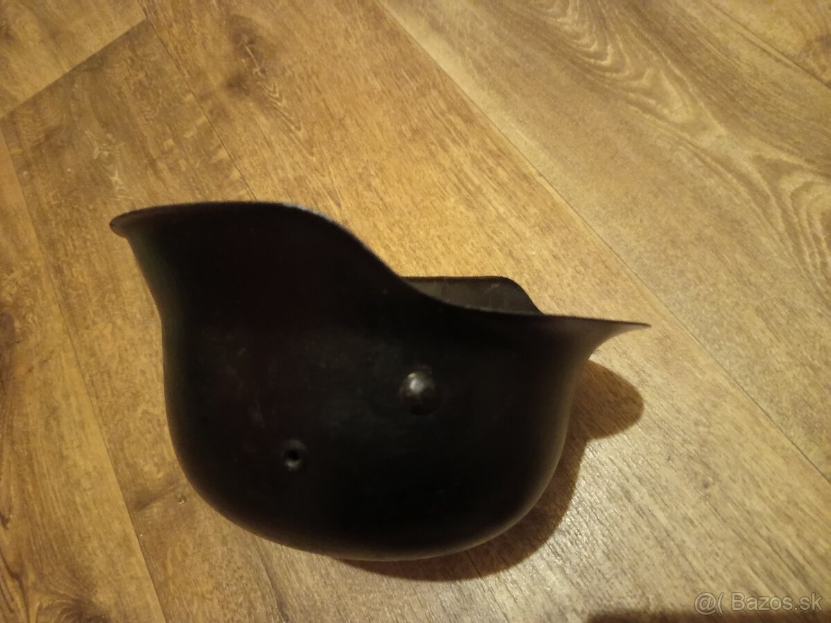 Nemecká prilba - 2