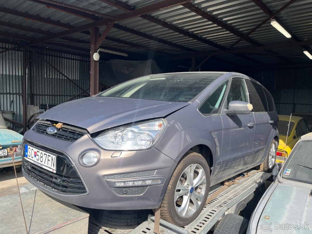 Predám FORD S MAX 2013 7 miestne - 2