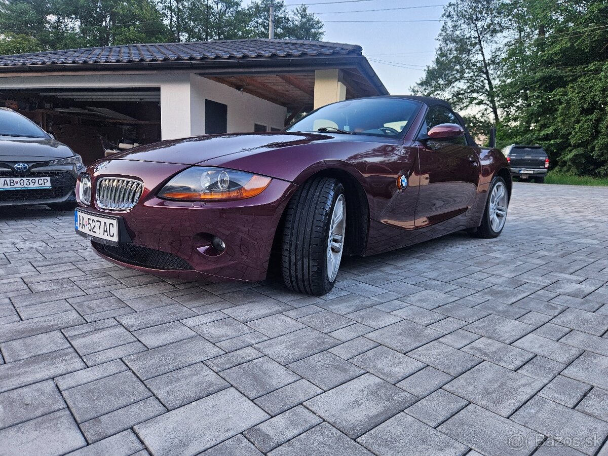 BMW Z4, 2,2, 125kW, r.v.2005 cabrio - 2