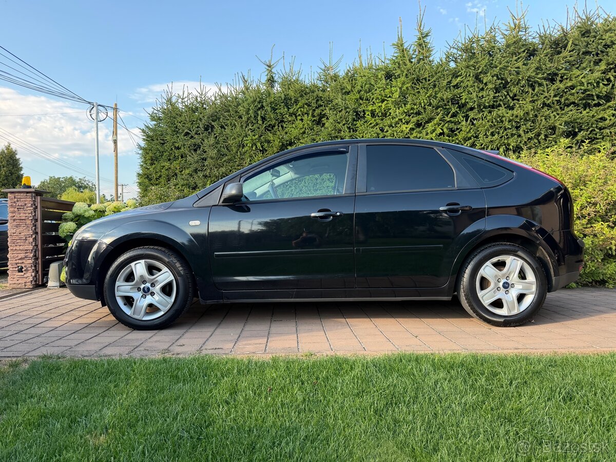 Predám Ford Focus mk2 1.6 benzín - 2