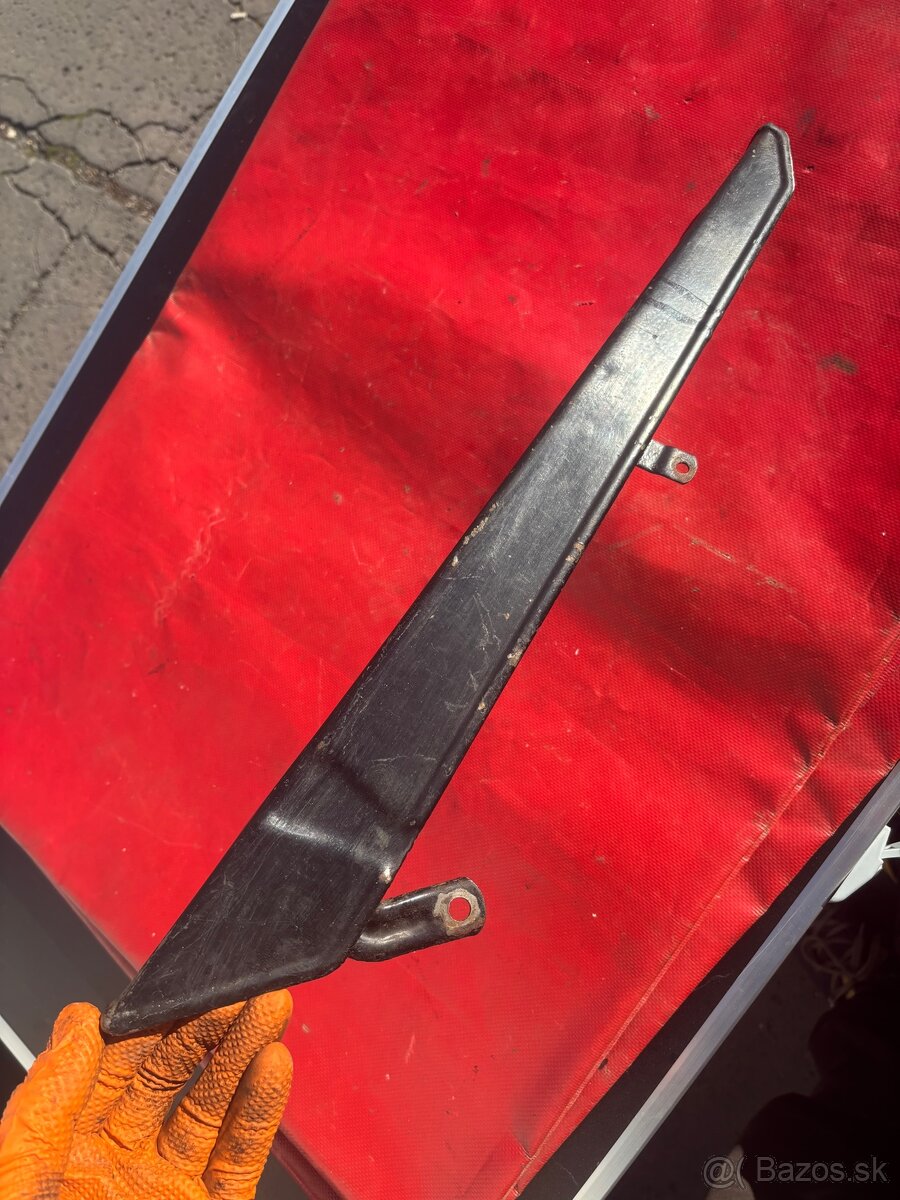 Jawa pionier mustang kryt reťaze - 2