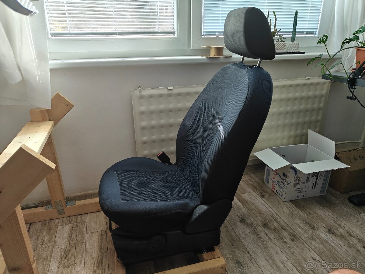 Kokpit na závodné hry(sim rig) - 2