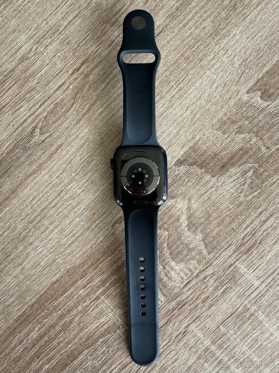 Apple Watch Series 7 45mm – čierny - 2