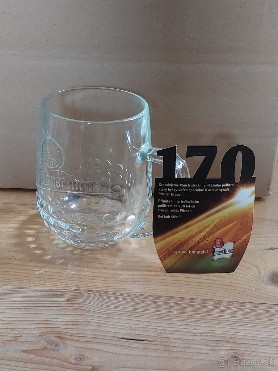 Pilsner Urquell - Výroční půllitr s uchem - 2