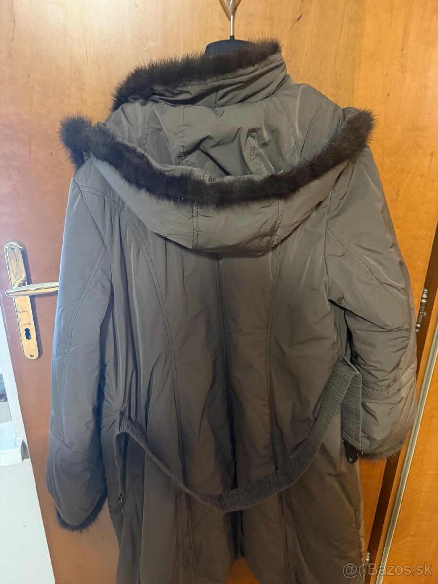 Elegantná zimná bunda - 2