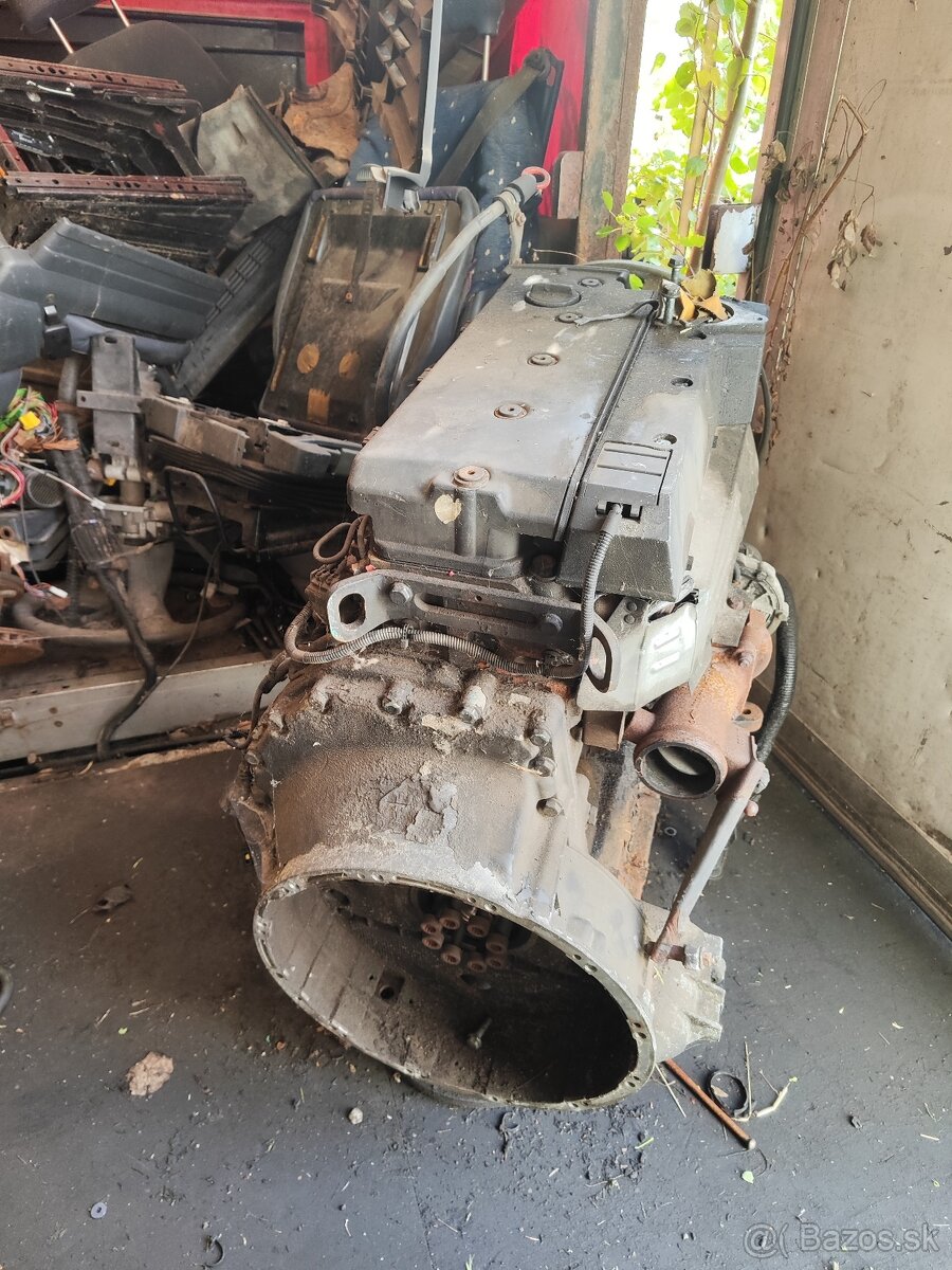 Náhradné diely Mercedes Atego - 2