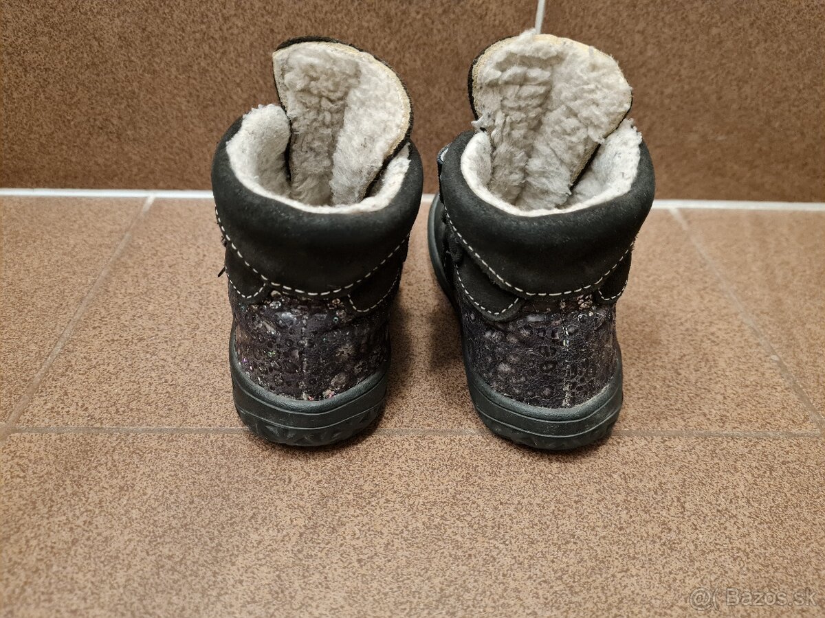 Barefoot Jonap 24 - 2